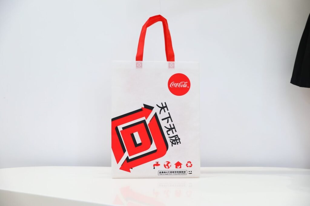 OYANG 17 Leader Automatic Non Woven Box Bag Making Machine with Handle Online photo 7