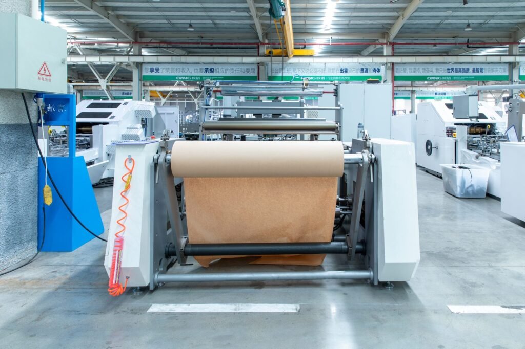 NEW WORLD B Square Bottom Paper Bag Machine Without Handle photo 4