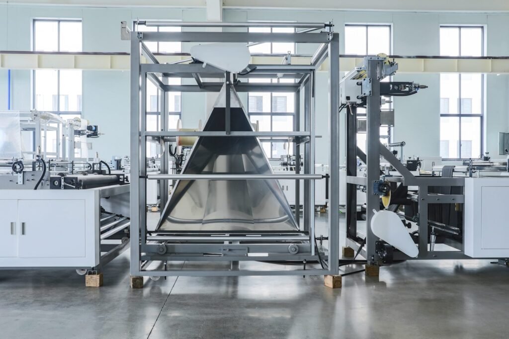 SMART 17-XB 700/800 Non Woven 5 in 1 Bag Making Machine with Handle Online photo 5
